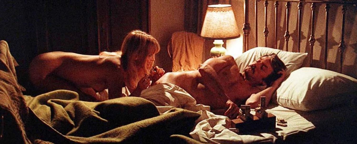 Goldie Hawn nude - The Girl from Petrovka 1