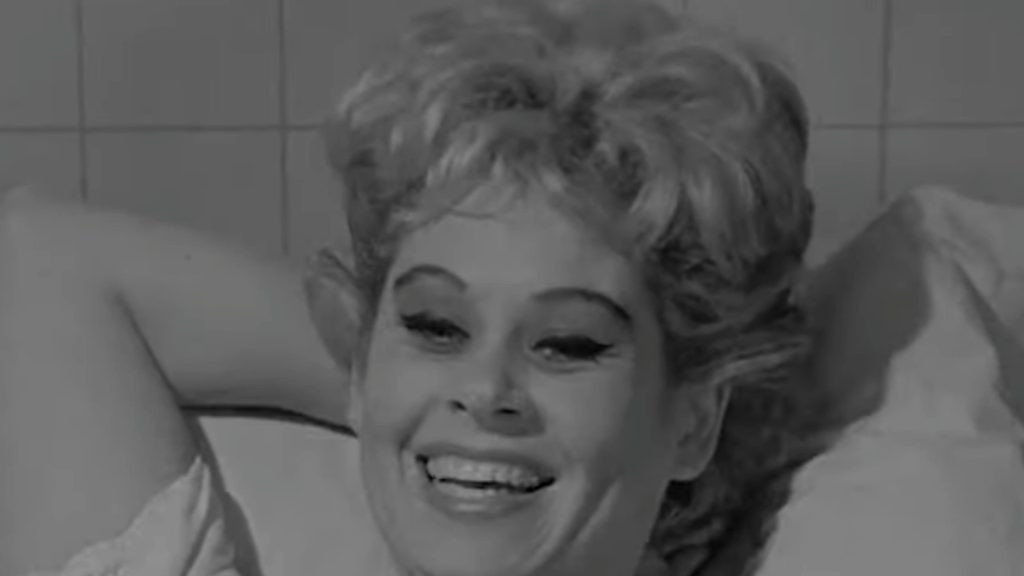 Tickle Baibinski Sue Ane Langdon (1964) The New Interns 4