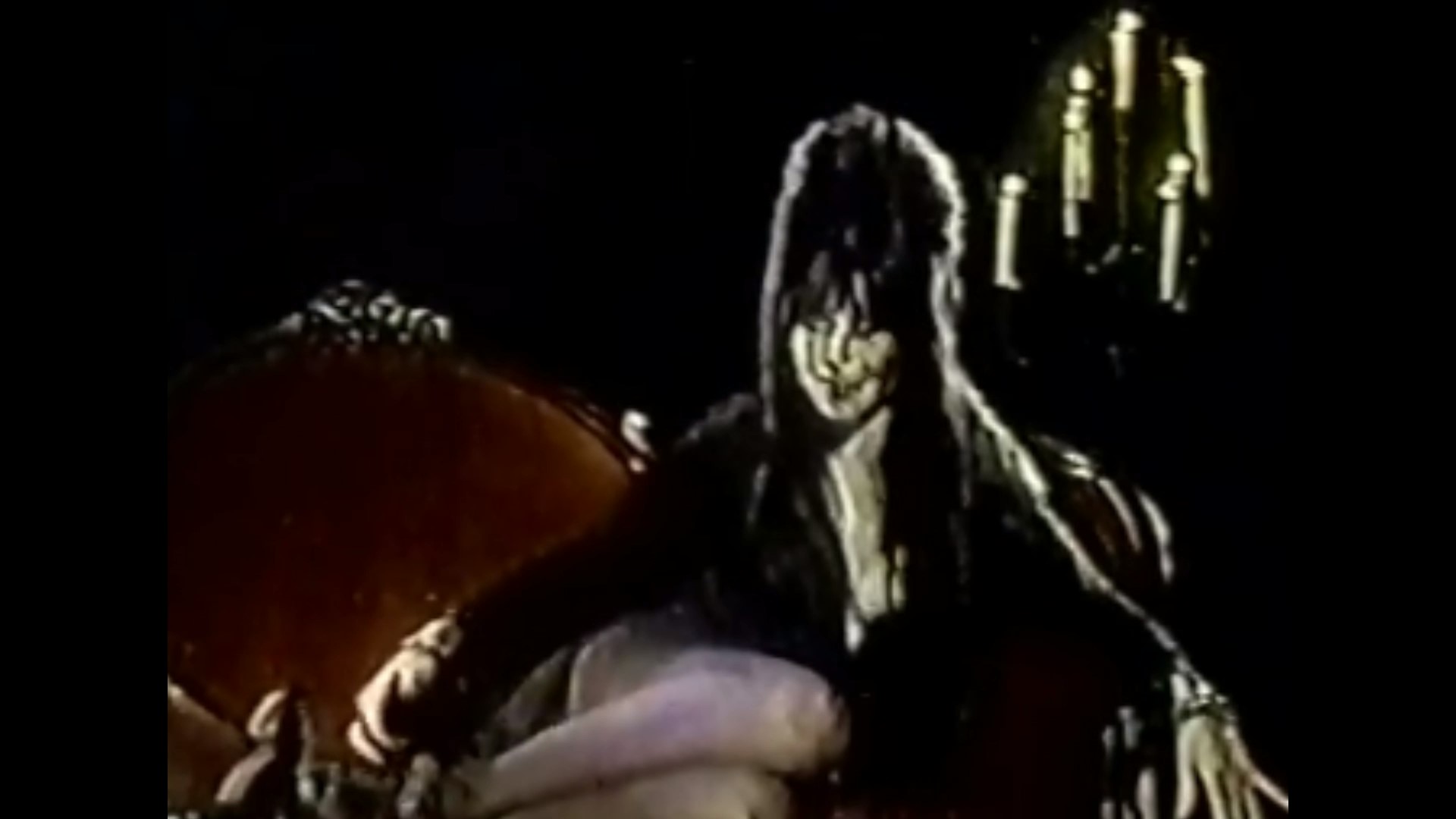 Tickle Elvira Cassandra Peterson Pigs (1974) 2