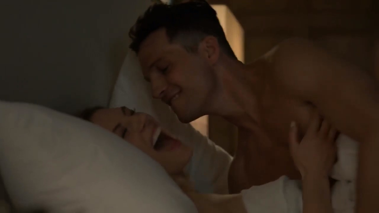 Tickle Katheryn Winnick Big Sky S2X1 4