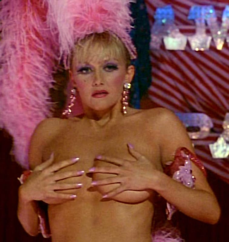 Camille Coduri topless - King Ralph