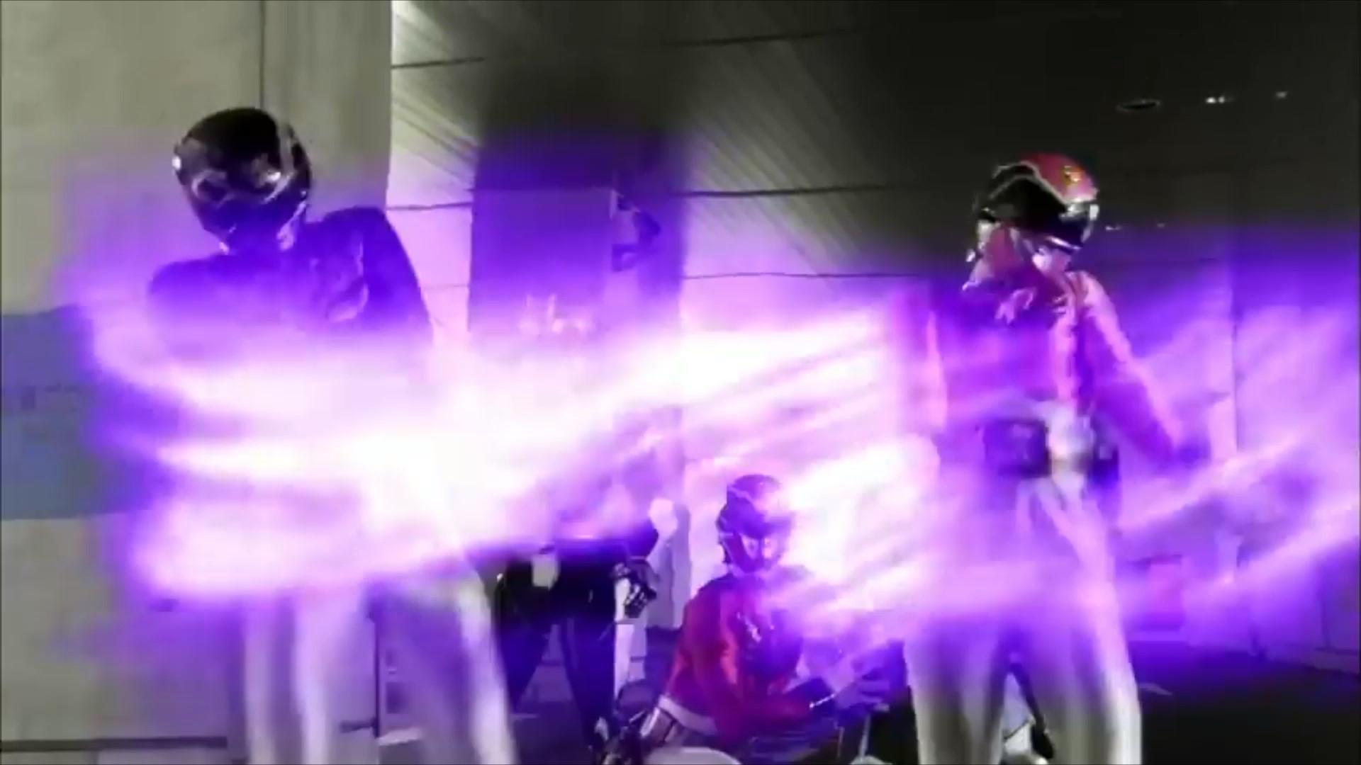 Power Rangers Megaforce (S2X20) tickling 
