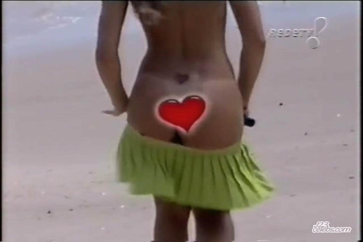 Sabrina Sato topless beach