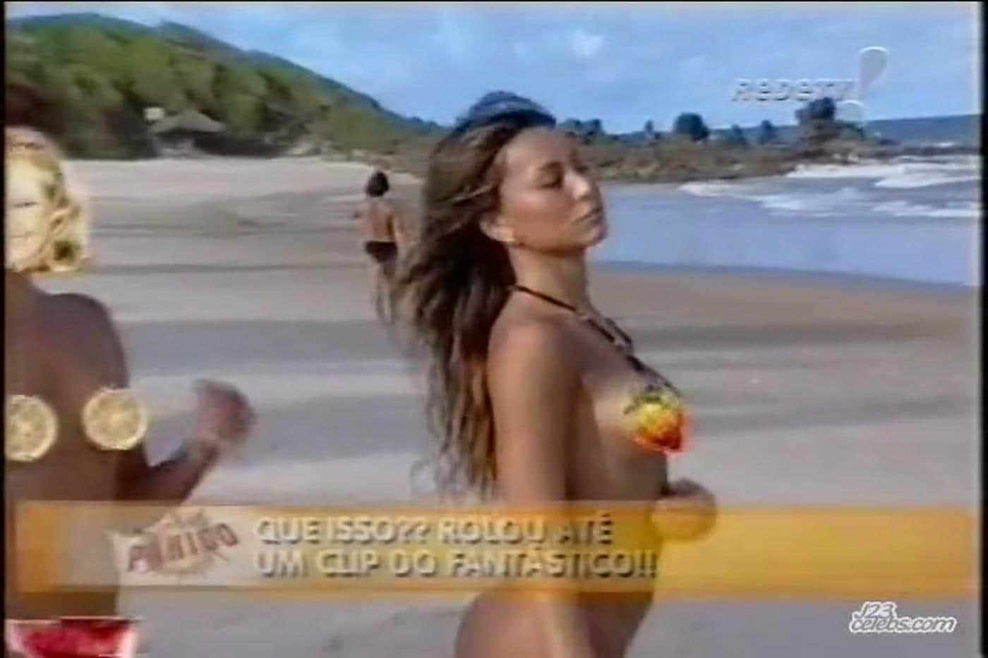 Sabrina Sato topless beach
