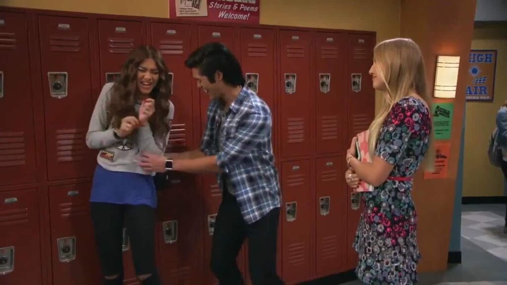 Zendaya tickled - KC Undercover